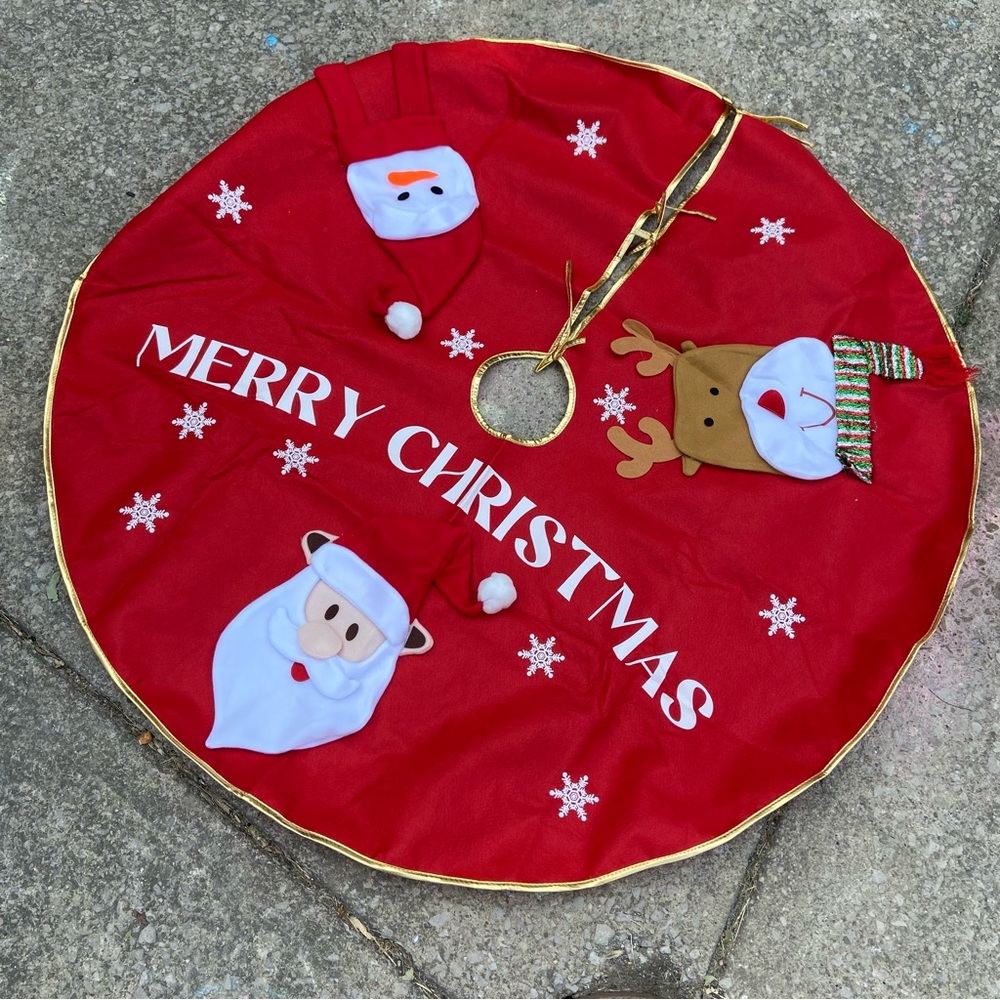 Christmas tree skirt 48in